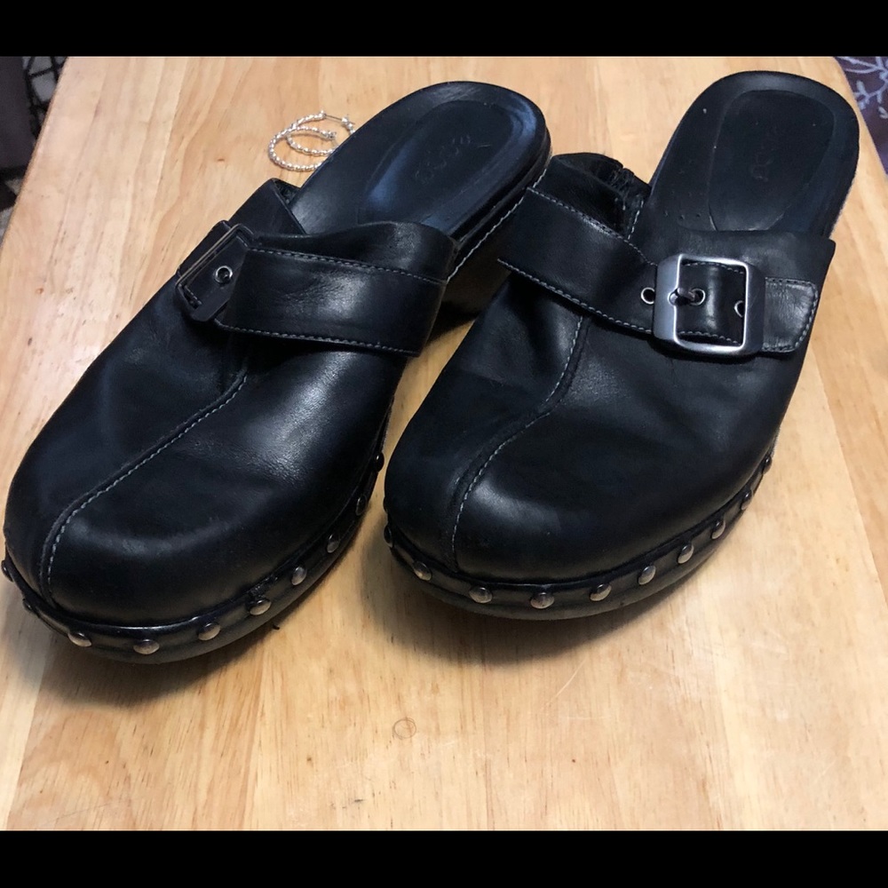 Ecco clogs